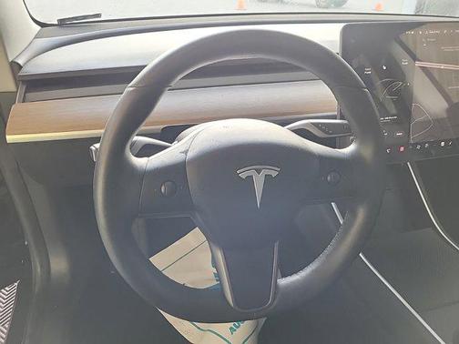 2019 Tesla Model 3 Standard Range