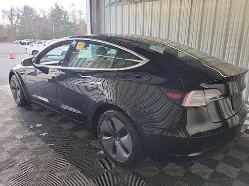 2019 Tesla Model 3 Standard Range