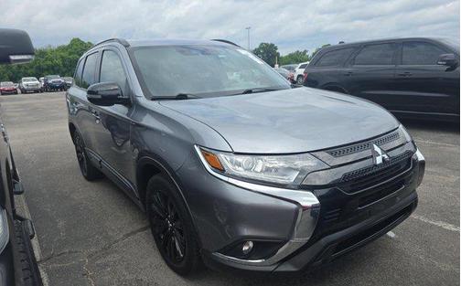 2020 Mitsubishi Outlander LE