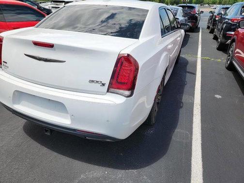 2017 Chrysler 300 S