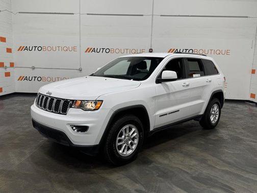 2020 Jeep Grand Cherokee Laredo