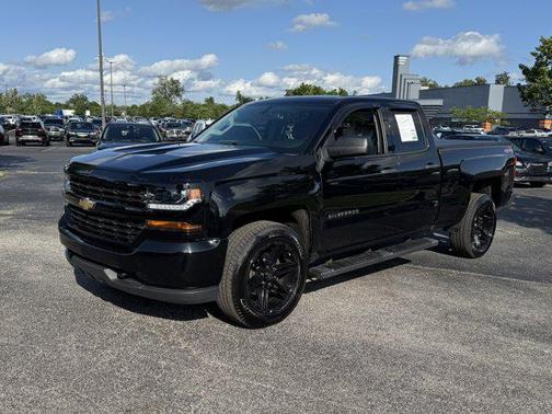2017 Chevrolet Silverado 1500 Custom