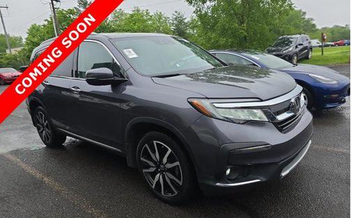 2022 Honda Pilot Touring 8-Passenger