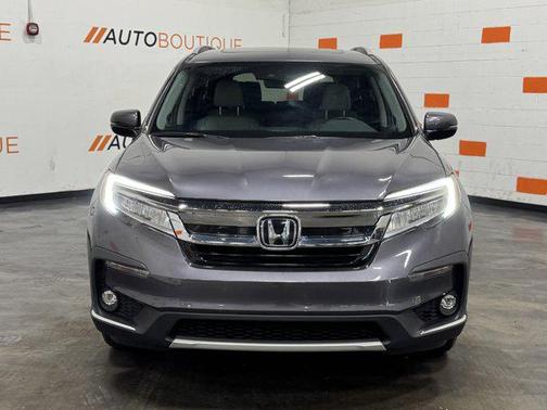 2022 Honda Pilot Touring 8-Passenger