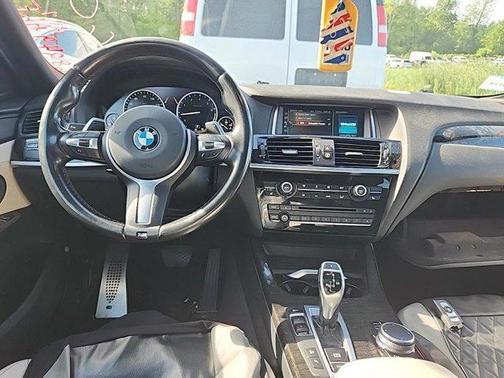 2018 BMW X4 xDrive28i