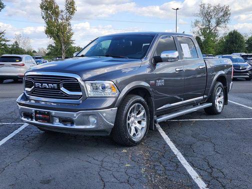 2017 RAM 1500 Limited Crew Cab 4x4 5'7' Box