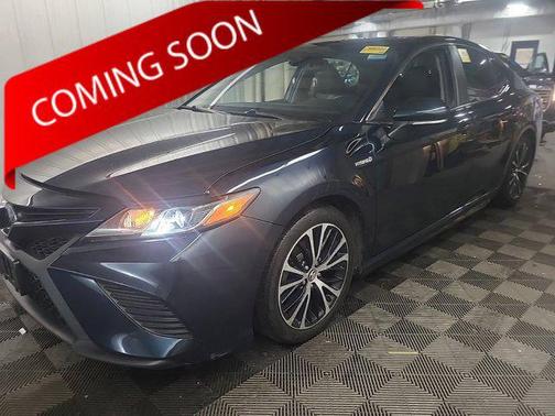 2018 Toyota Camry Hybrid SE