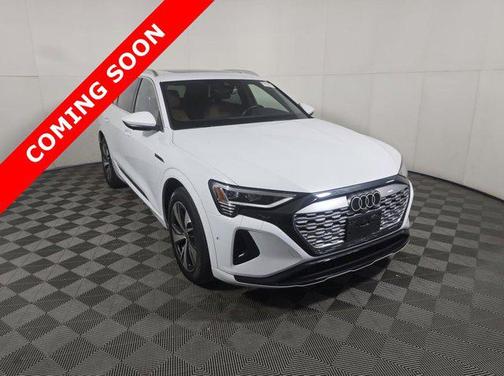 2024 Audi Q8 e-tron Premium Plus