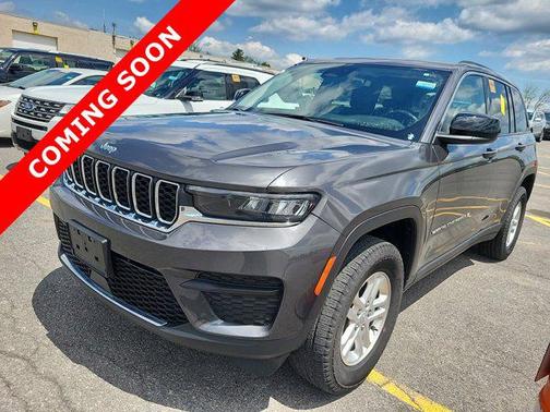 2022 Jeep Grand Cherokee Laredo