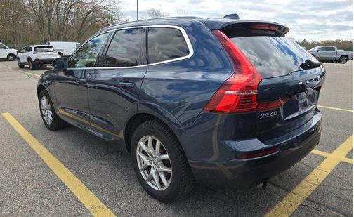 Denim Blue Metallic 2020 Volvo XC60 T5 Momentum