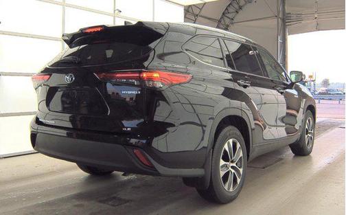 2020 Toyota Highlander Hybrid XLE