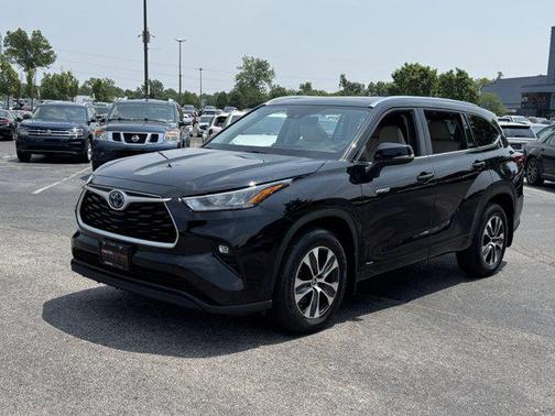 2020 Toyota Highlander Hybrid XLE