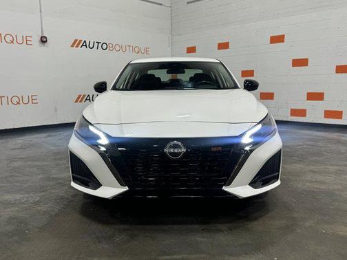2023 Nissan Altima SR FWD