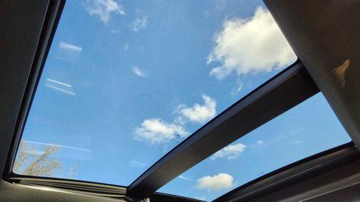 2016 Chrysler 300C Platinum