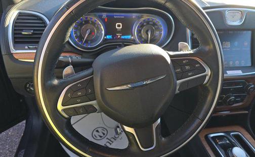 2016 Chrysler 300C Platinum