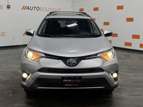 2017 Toyota RAV4 Hybrid XLE
