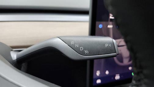 2022 Tesla Model 3 Standard Range