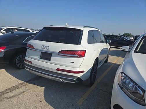 2020 Audi Q7 55 Premium Plus