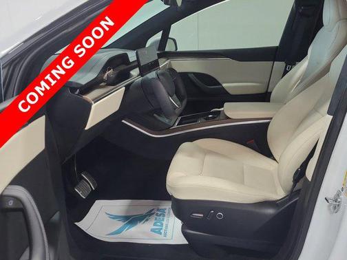 2023 Tesla Model X Standard Range