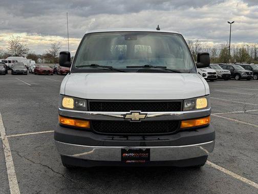2019 Chevrolet Express 3500 LT