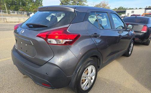 2020 Nissan Kicks S