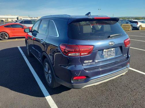 2019 Kia Sorento EX