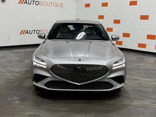 2022 Genesis G70 2.0T RWD