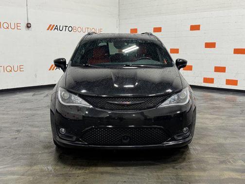 2020 Chrysler Pacifica Red S Edition