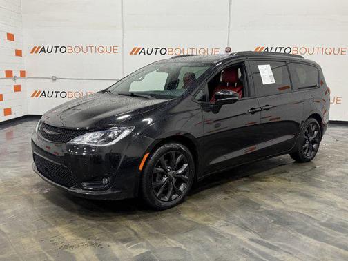 2020 Chrysler Pacifica Red S Edition