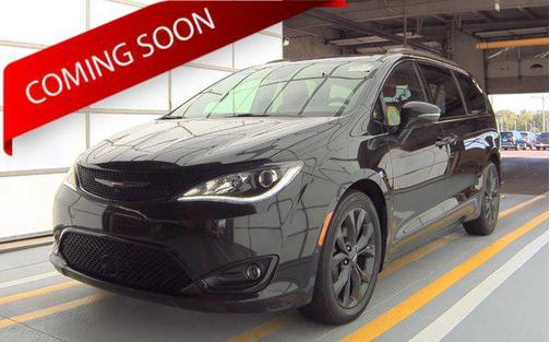 2020 Chrysler Pacifica Red S Edition
