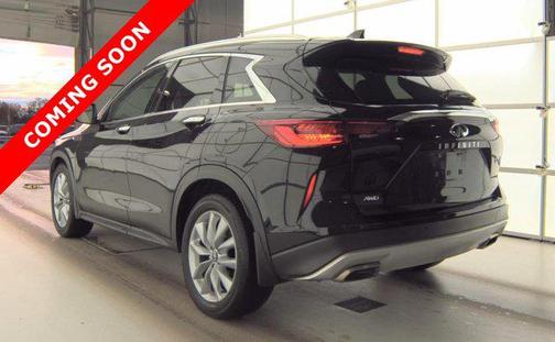 2022 INFINITI QX50 LUXE AWD