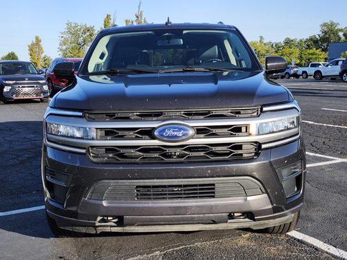 2023 Ford Expedition Max XLT