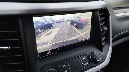 2023 GMC Acadia AWD SLT