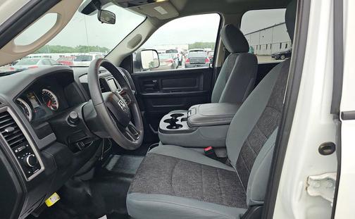 Bright White Clearcoat 2018 RAM 1500 Tradesman