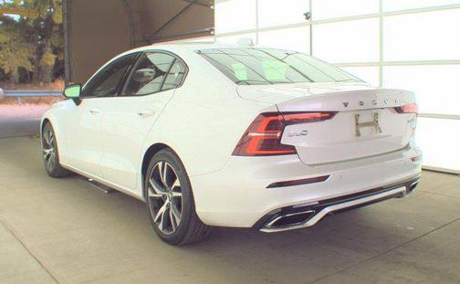 2020 Volvo S60 T6 R-Design