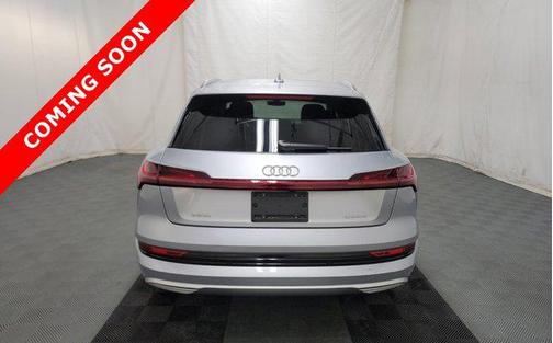 2022 Audi e-tron Premium