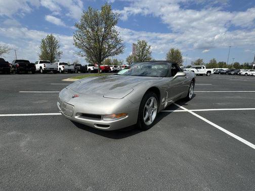 2000 Chevrolet Corvette Base