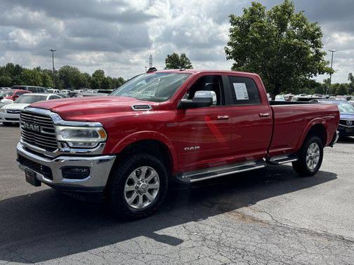 2020 RAM 2500 Laramie Crew Cab 4X4 8' Box