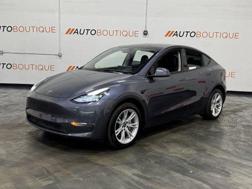 2023 Tesla Model Y Long Range Dual Motor All-Wheel Drive