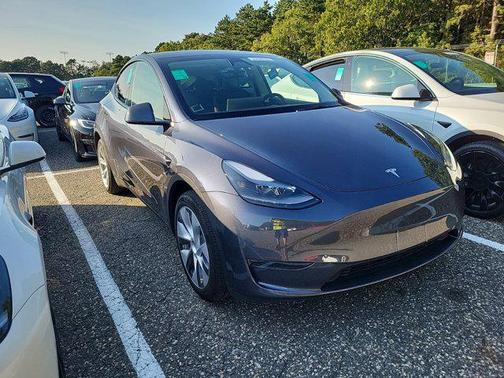 2023 Tesla Model Y Long Range Dual Motor All-Wheel Drive