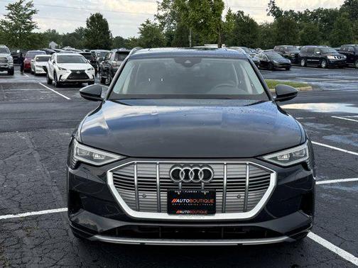 2021 Audi e-tron Premium