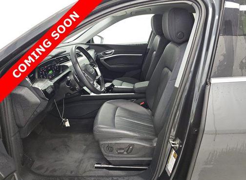2021 Audi e-tron Premium