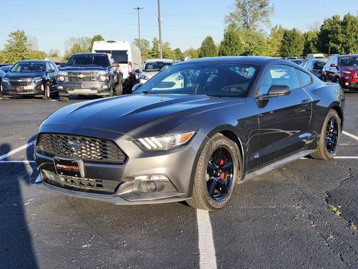 2017 Ford Mustang V6