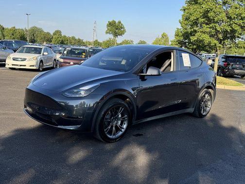 2025 Tesla Model Y Long Range Dual Motor All-Wheel Drive