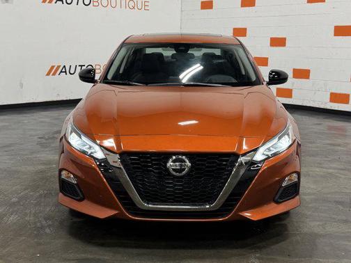 2021 Nissan Altima SR FWD