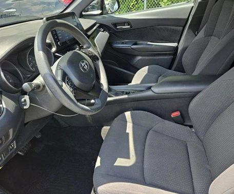 2019 Toyota C-HR LE