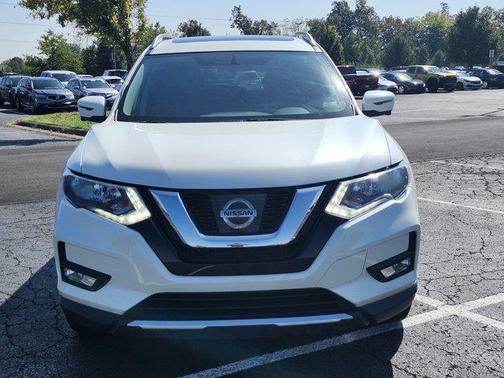 2017 Nissan Rogue SV