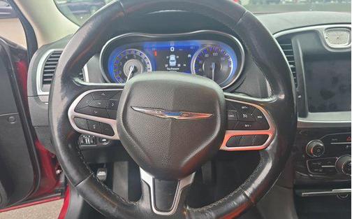 2019 Chrysler 300 Touring