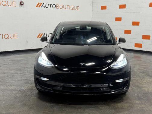 2019 Tesla Model 3 Mid Range