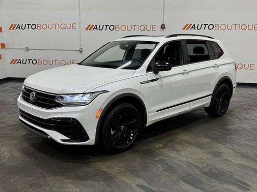 2023 Volkswagen Tiguan 2.0T SE R-Line Black 4MOTION